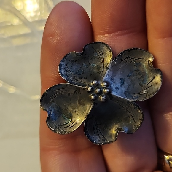 Sterling Silver Stuart Nye Brooch & Matching Earrings - Picture 9 of 11